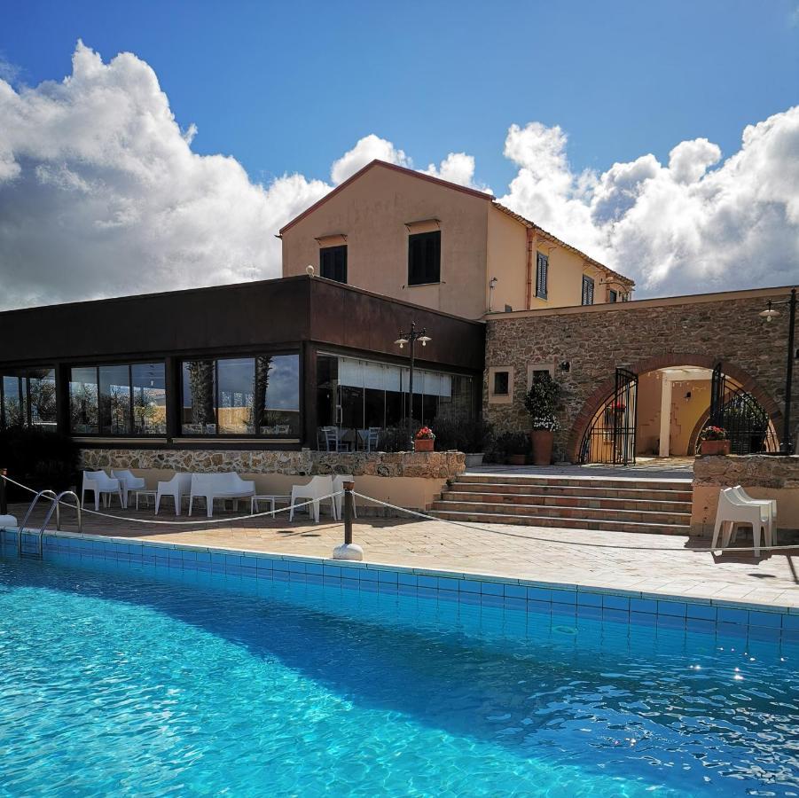 Agroturismo Azienda Agrituristica Baglio Carta *